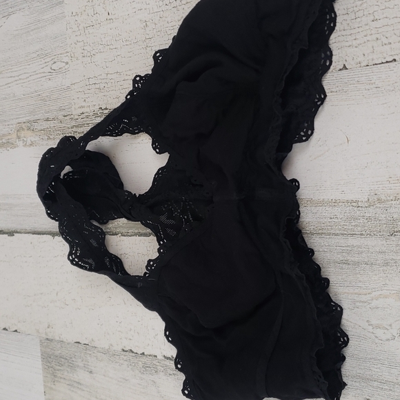 Felina black lace t-back bralette Size Medium - Picture 5 of 8
